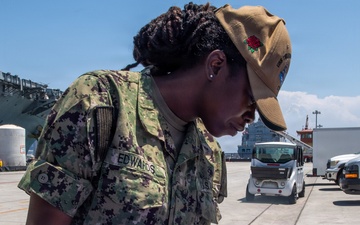 CVN 71 United Through Reading