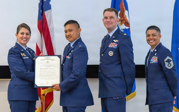 Illinois Air National Guard welcomes first Air Force warrant officer since rank reinstatement