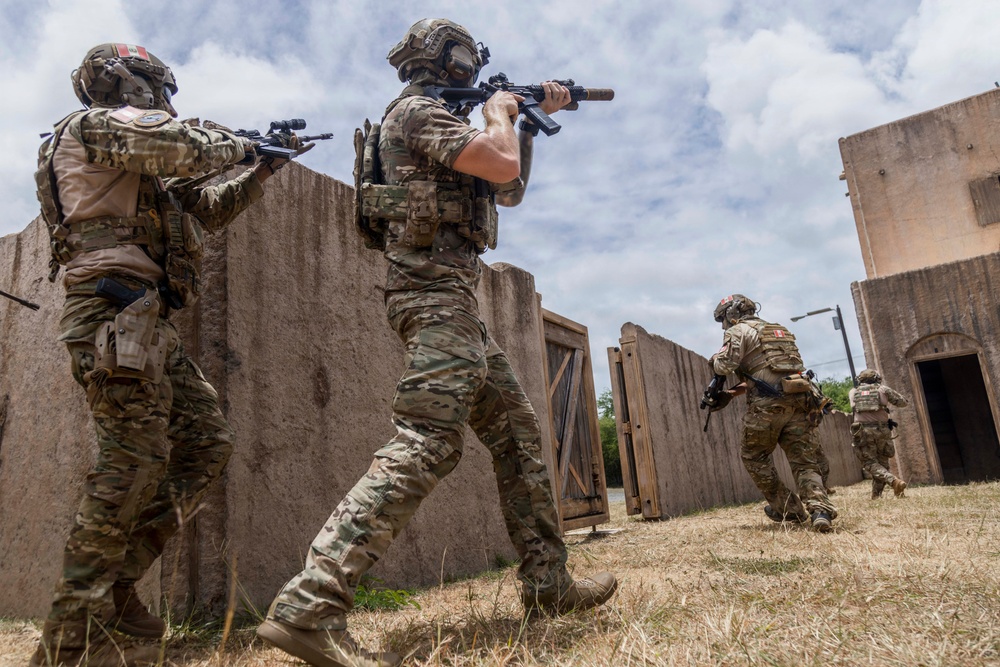Multinational Special Forces Integrate during RIMPAC 2026