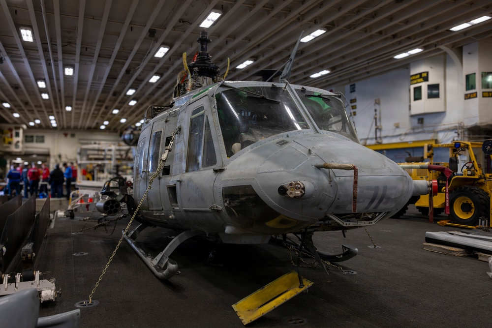 VMM-164 (REIN) conducts UH-1Y maintenance aboard USS Essex