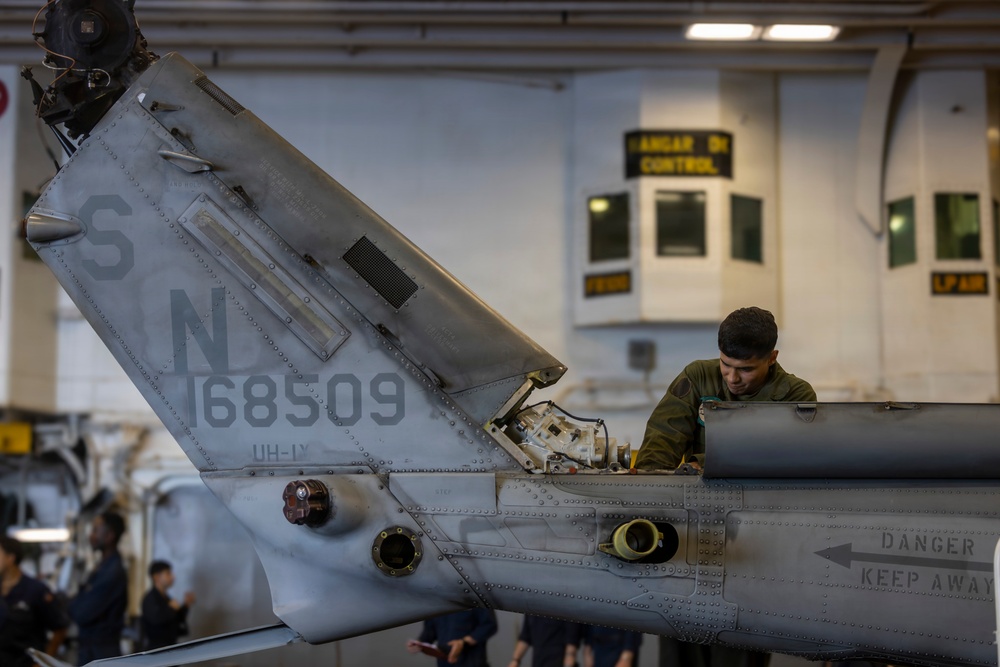 VMM-164 (REIN) conducts UH-1Y maintenance aboard USS Essex