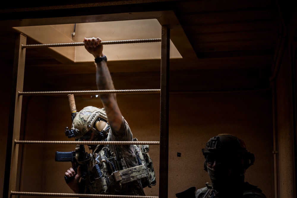 Multinational Special Forces Integrate during RIMPAC 2026