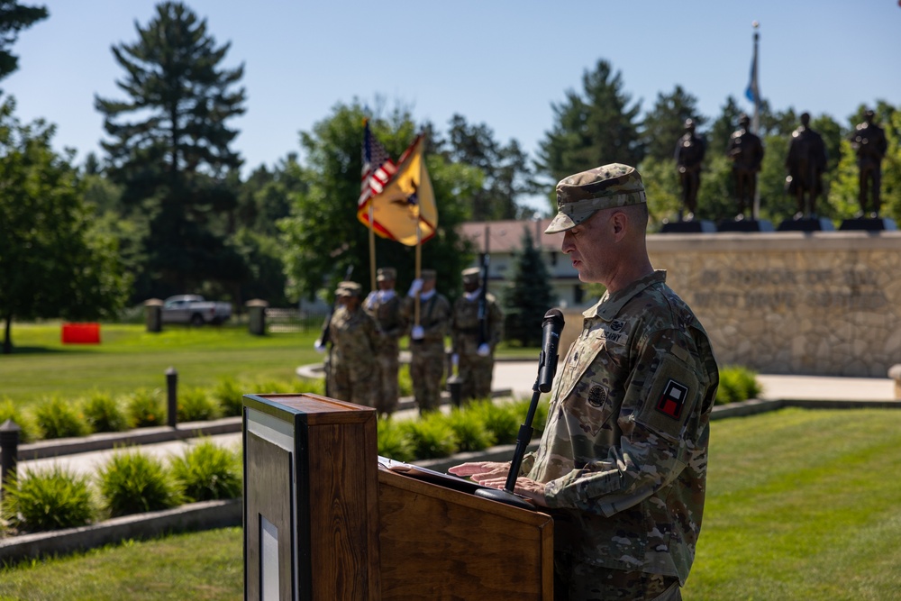 Incoming Commander Speaks to Audience