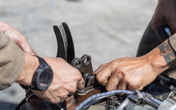 U.S. Marines conduct engine repairs for CH-53 Super Stallions at MCAGCC