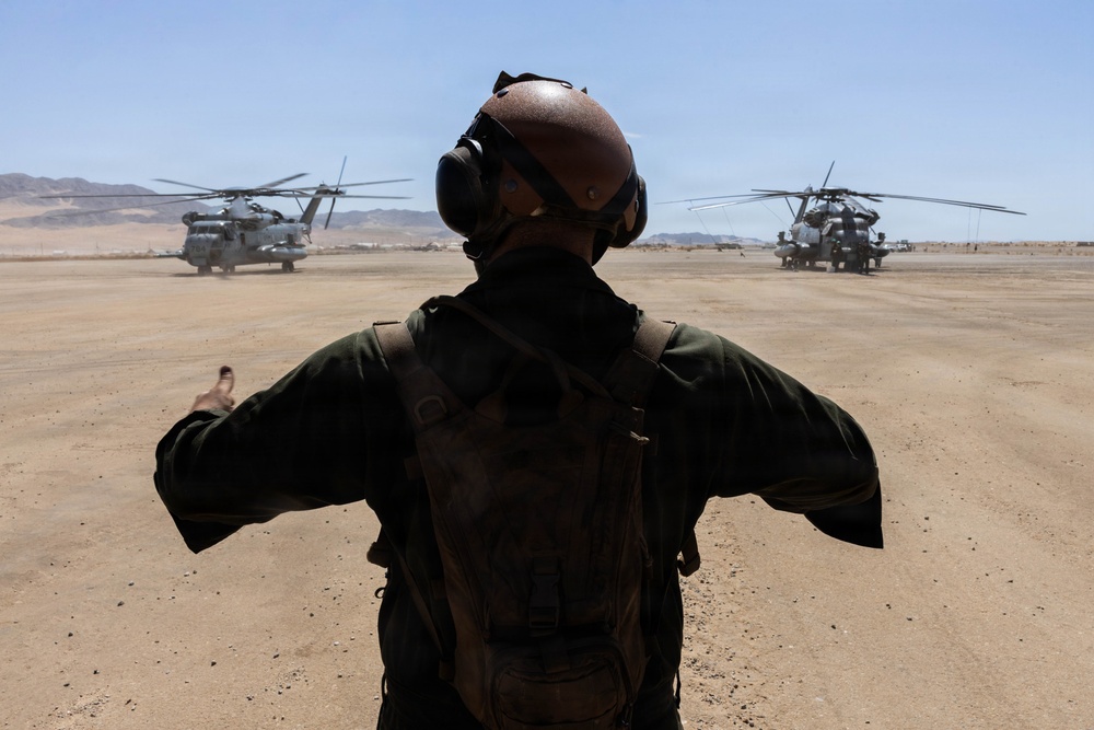 U.S. Marines conduct engine repairs for CH-53 Super Stallions at MCAGCC