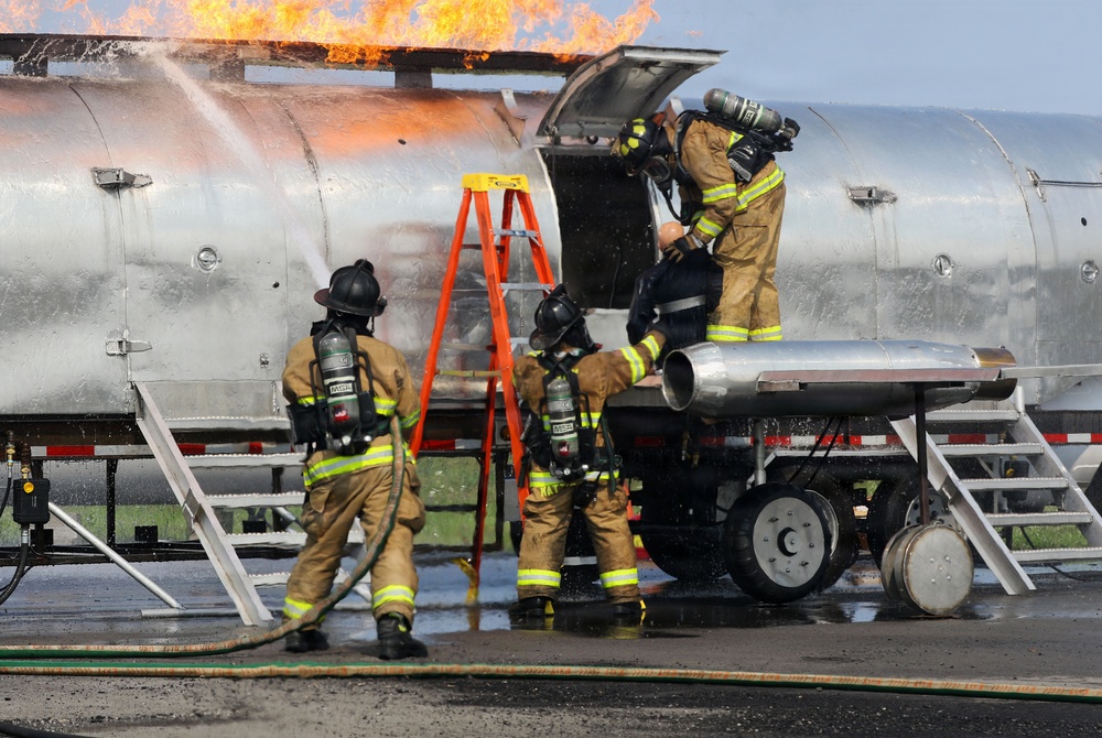 PPennsylvania Guard Firefighters Train for Aircraft Emergencies at Northern Strike 26-2