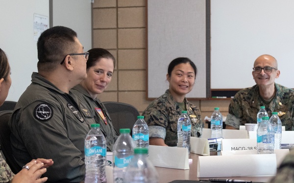 Medical Officer of the Marine Corps visits MCAS Miramar