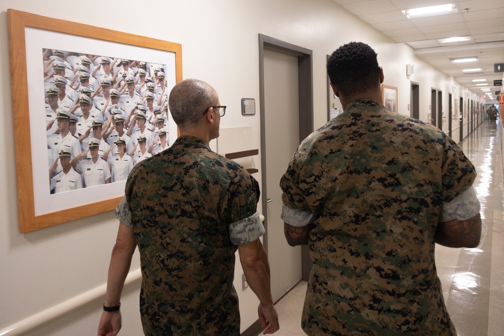 Medical Officer of the Marine Corps visits MCAS Miramar
