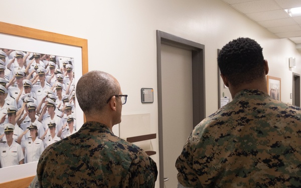 Medical Officer of the Marine Corps visits MCAS Miramar