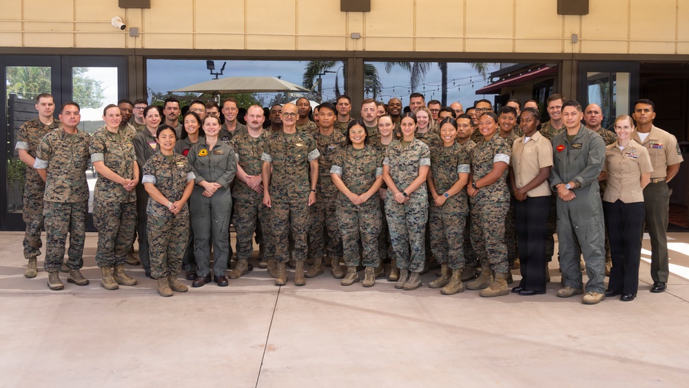 Medical Officer of the Marine Corps visits MCAS Miramar
