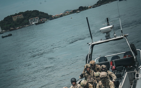 Multinational special operations forces conduct VBSS training during PANAMAX 2026