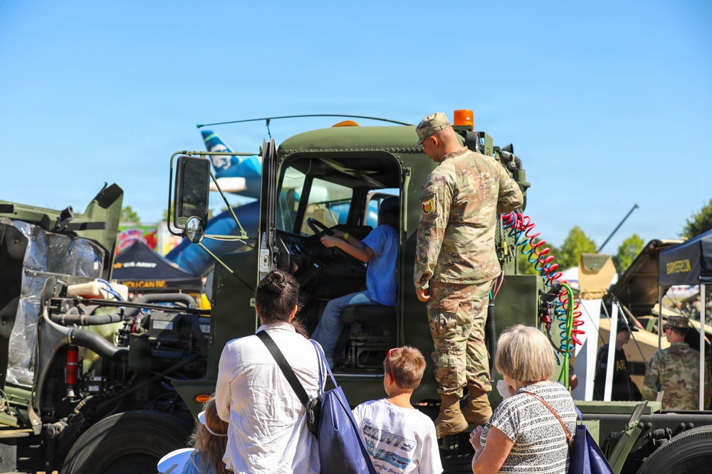 364th ESC Soldiers Support Seattle Seafair 2026