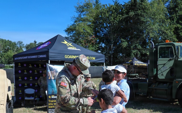 364th ESC Soldiers Support Seattle Seafair 2026