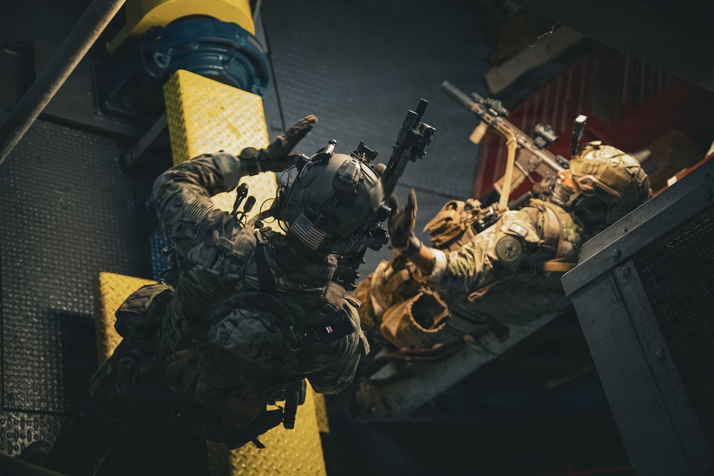 Multinational special operations forces conduct VBSS training during PANAMAX 2026