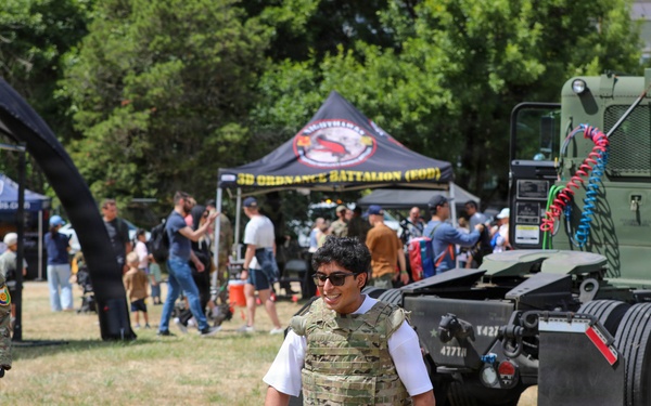 364th ESC Soldiers Support Seattle Seafair 2026