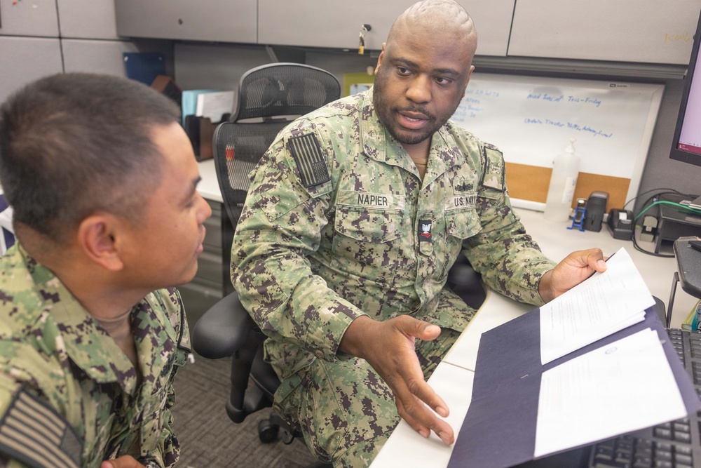 CNRH Sailor on the Deckplates: YN2 Brandon Napier