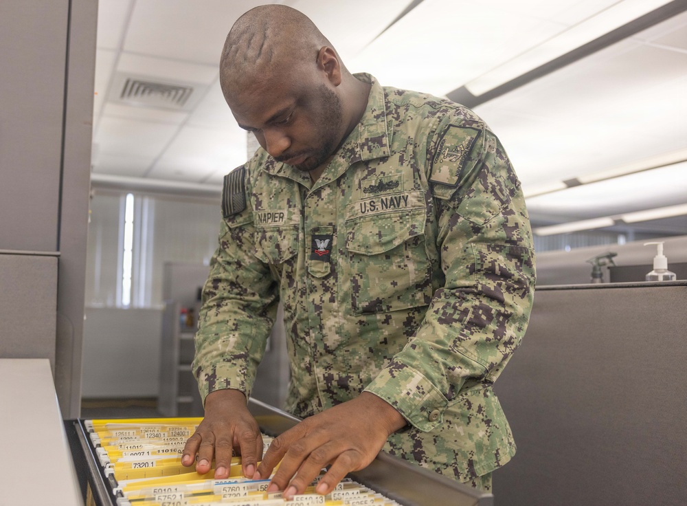 CNRH Sailor on the Deckplates: YN2 Brandon Napier