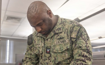 CNRH Sailor on the Deckplates: YN2 Brandon Napier