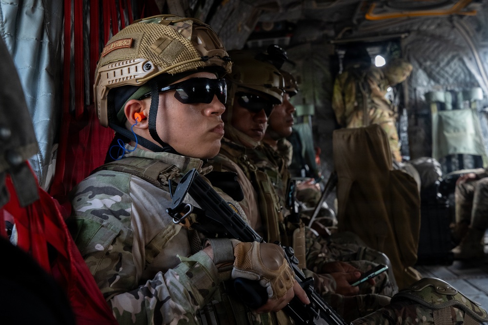 US and Panamanian forces conduct bilateral search and rescue training at PANAMAX 2026