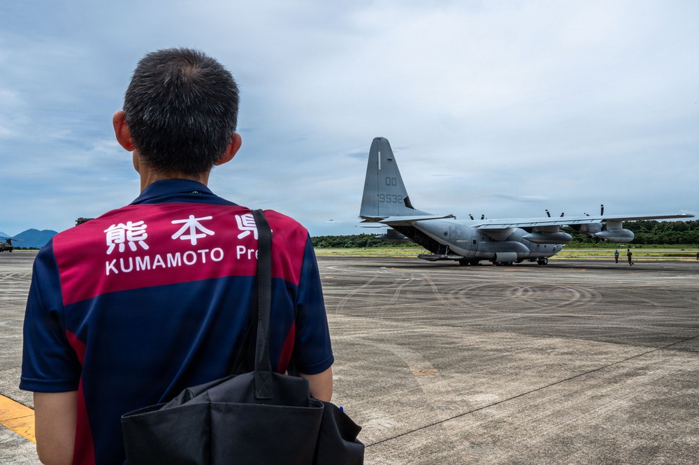 USFJ provides multi-day airlift for quake-struck Kumamoto