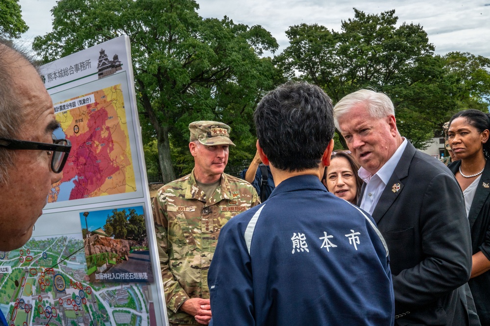 USFJ provides multi-day airlift for quake-struck Kumamoto