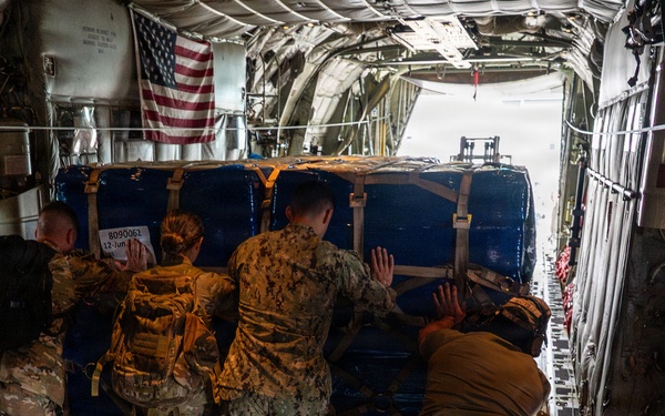 USFJ provides multi-day airlift for quake-struck Kumamoto
