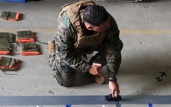 MACS-4 Marines establish simulated expeditionary airfield landing zone