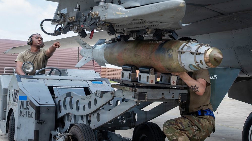 2Q Ammo Bomb Building and Loading Competition
