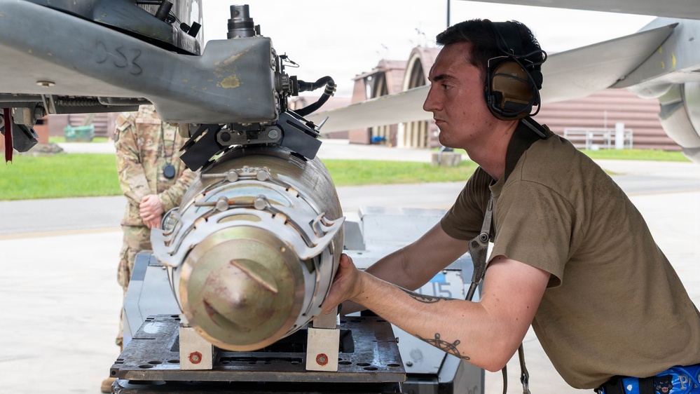 2Q Ammo Bomb Building and Loading Competition