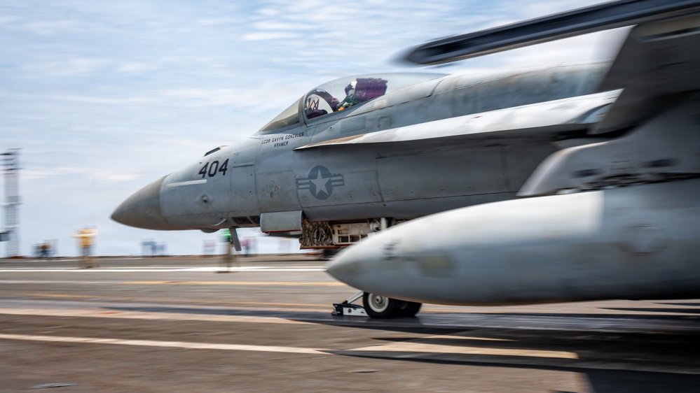 George Washington Conducts Flight Operations