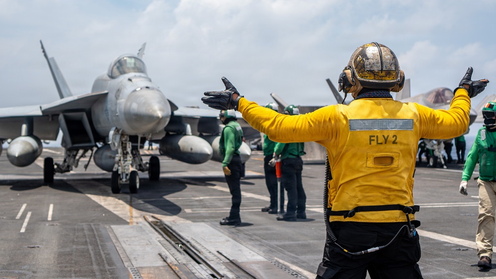 George Washington Conducts Flight Operations