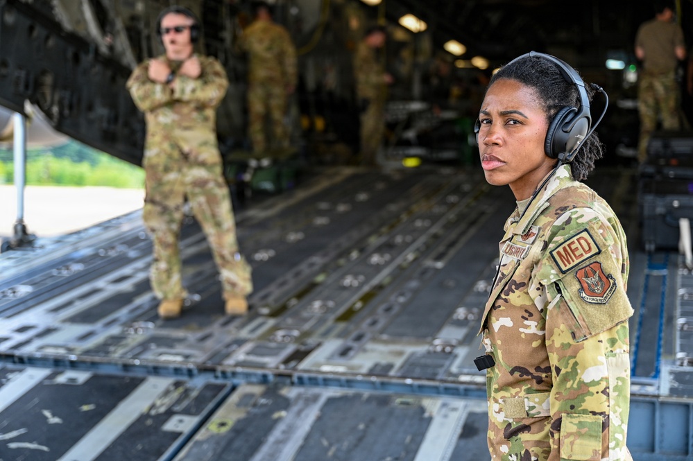 Air Force, Army conduct joint training in Kentucky