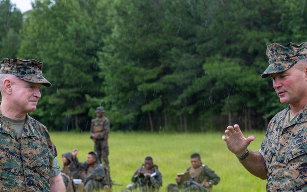 Brig. Gen. Good Visits School of Infantry — East