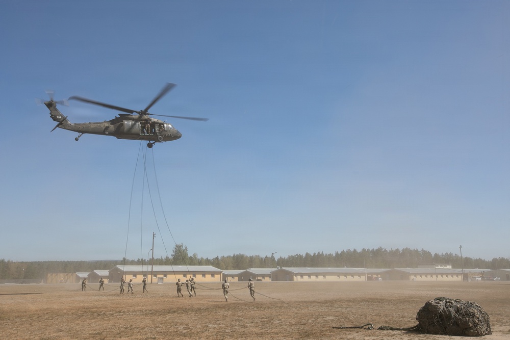 Air Assault Helicopter Rappels