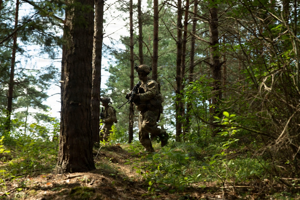 U.S. Army troops conduct live-fire exercise in Poland
