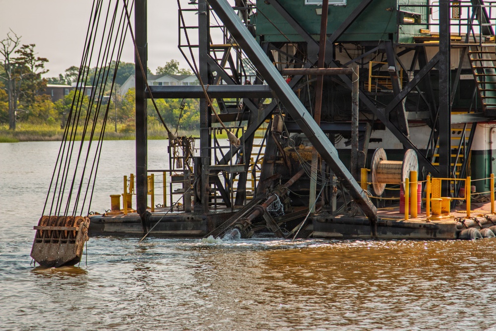 Charleston District Conducts Maintenance Dredging in Georgetown Harbor