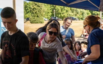 52nd Force Support Squadron, Saber Community Spouses Club support Saber Nation during back-to-school event