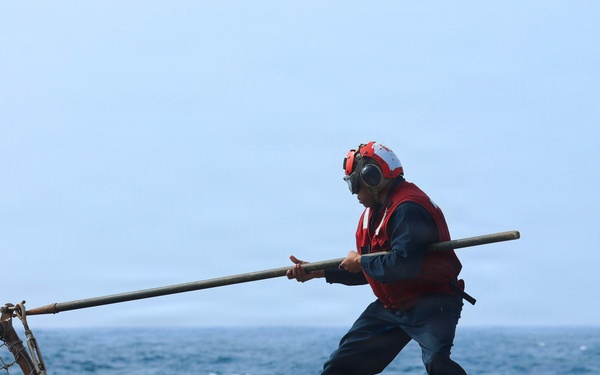 Flight Operations Aboard USS Mason (DDG 87)