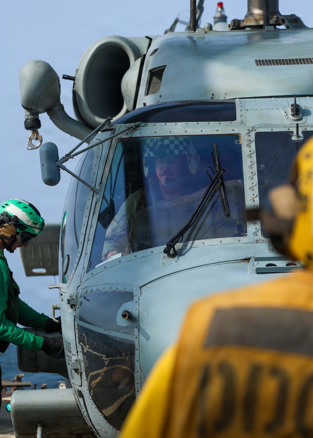 Flight Operations Aboard USS Mason (DDG 87)