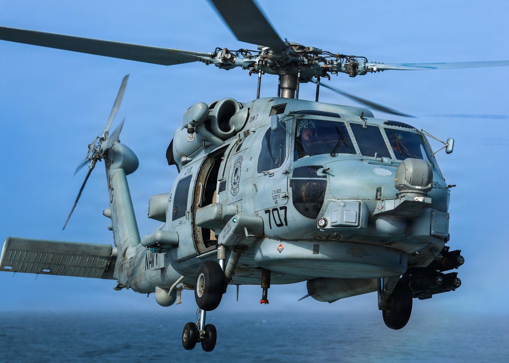 Flight Operations Aboard USS Mason (DDG 87)