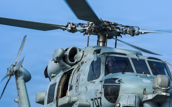Flight Operations Aboard USS Mason (DDG 87)