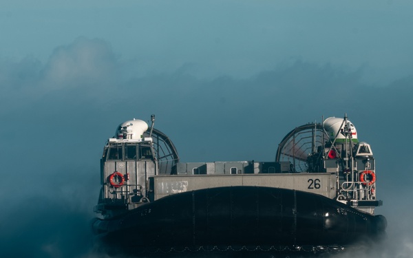 USS Arlington (LPD 24) Conducts LCAC Operations During UNITAS 2025