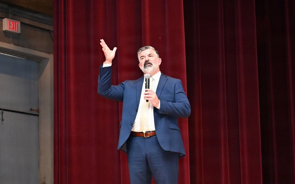 Acquisition personnel get update on Air Force transformation efforts