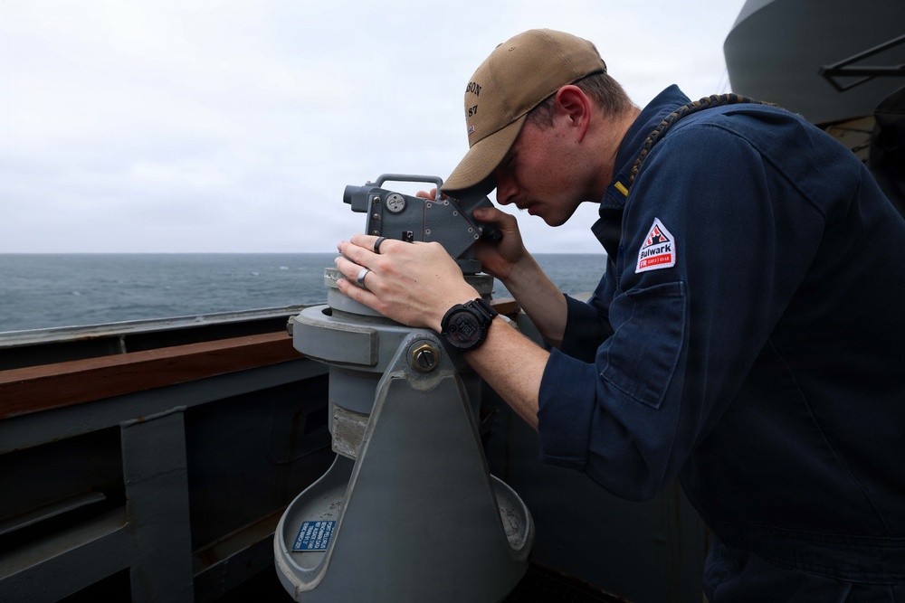 Routine Operations Aboard USS Mason (DDG 87)
