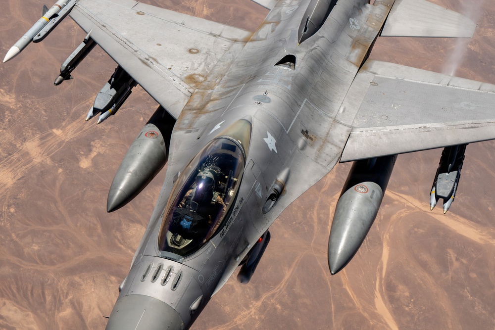 KC-135 refuels F16s for CENTCOM security