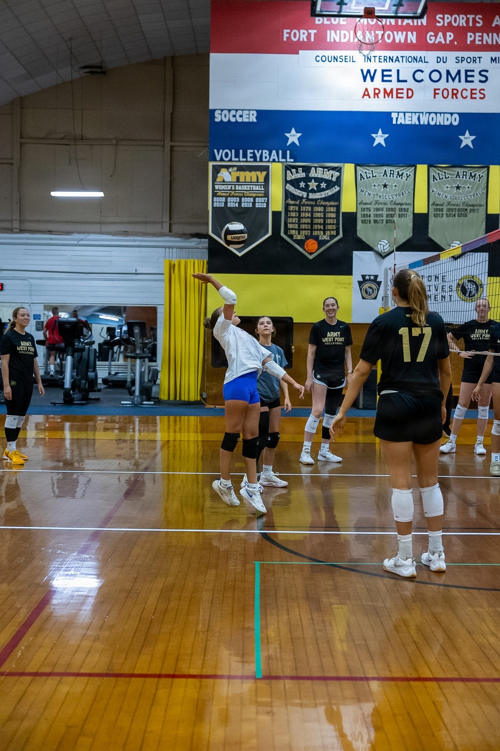 Army West Point Volleyball team holds training camp, youth clinic at Fort Indiantown Gap