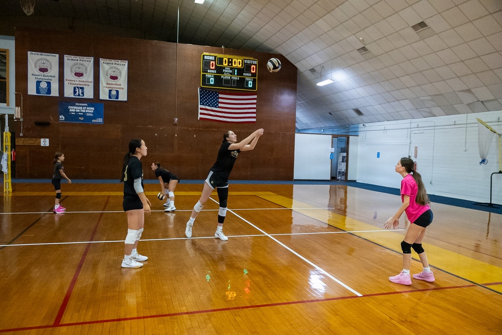 Army West Point Volleyball team holds training camp, youth clinic at Fort Indiantown Gap
