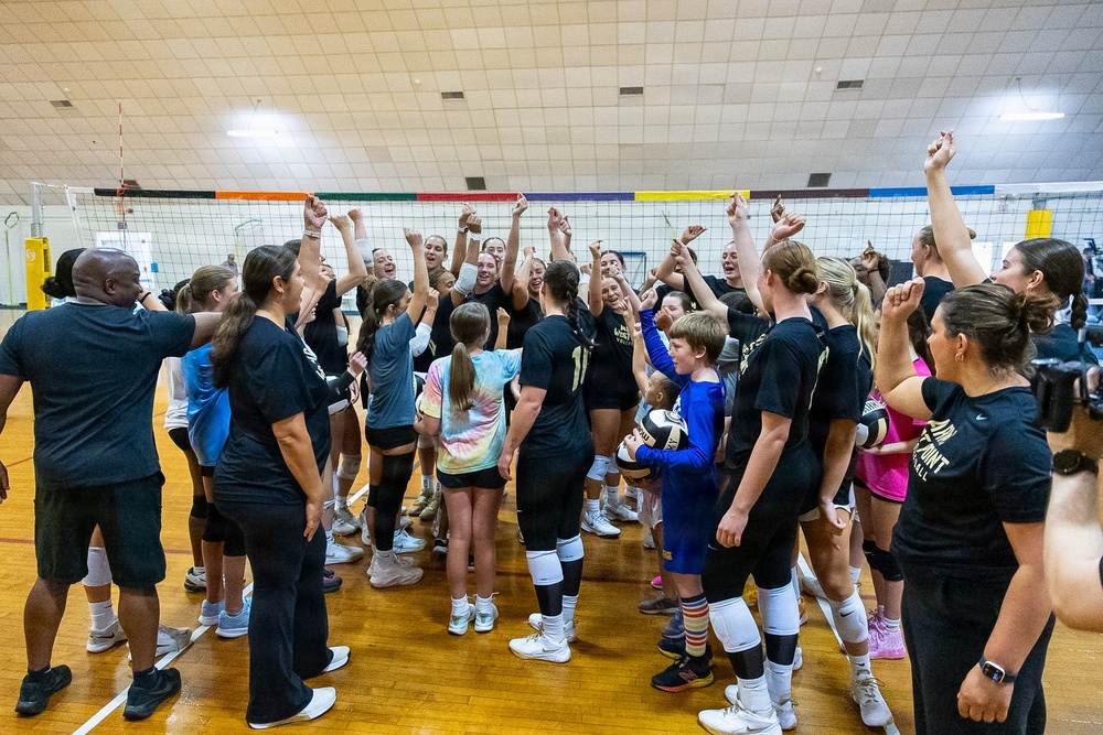 Army West Point Volleyball team holds training camp, youth clinic at Fort Indiantown Gap