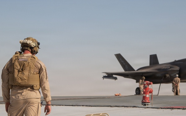 Marines conduct F35B Forward Arming and Refueling Point Operations