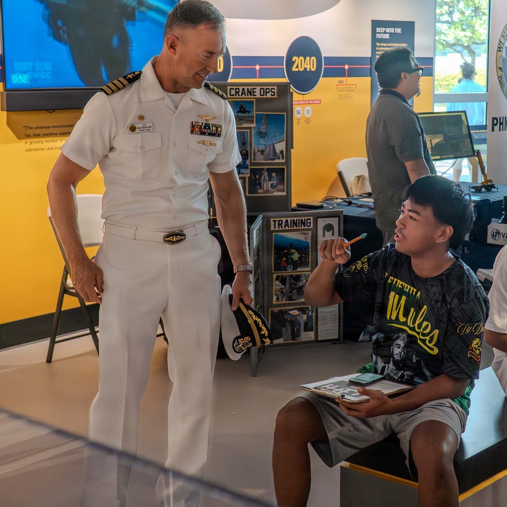 PHNSY &amp; IMF, HCC partner to showcase shipyard careers at Submarine Museum